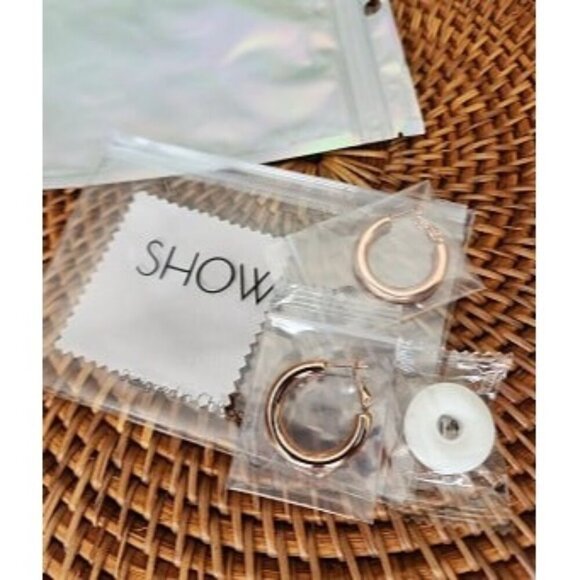 New Chunky Gold Hoop Earrings, 14K Gold Plated Chunky Tube Hoop Earrings for - Picture 1 of 2